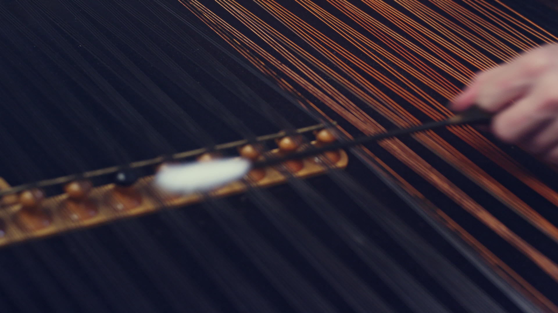 辛姆巴隆音乐演奏弦的背景视频的预览图