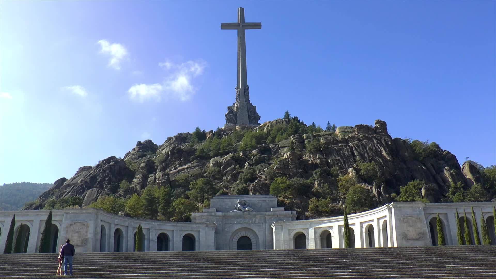 西班牙马德里十字架视频的预览图