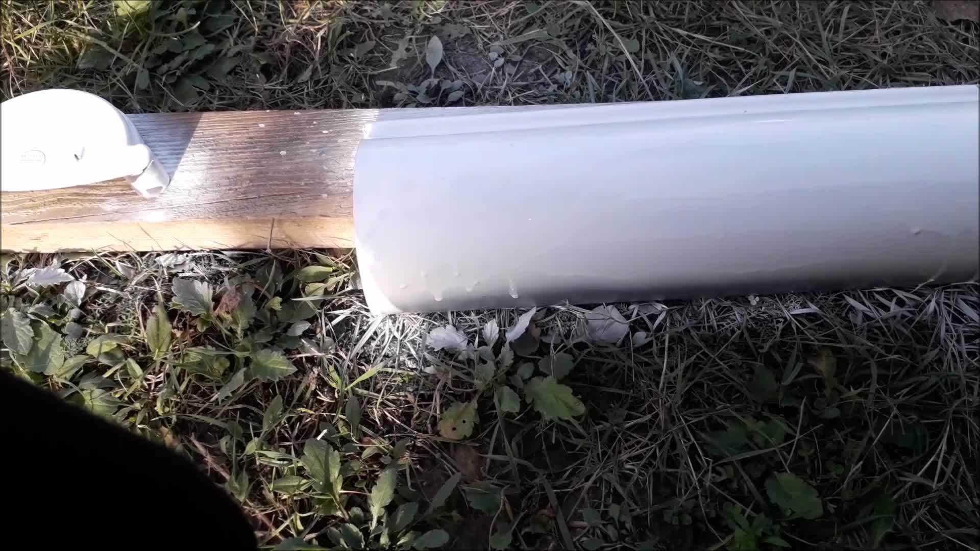 油漆白色塑料管视频的预览图