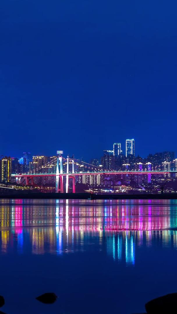 重庆鹅观岩大桥夜景视频的预览图