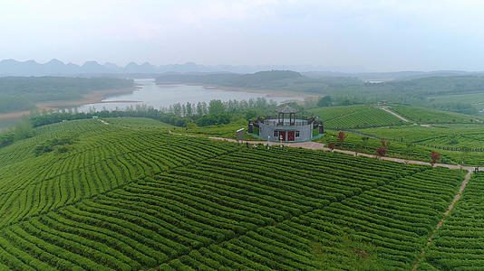 4K贵州清镇中华茶博园航拍视频的预览图
