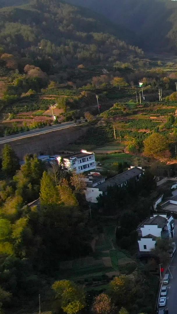 安徽5A级航拍景区呈坎古镇全景视频视频的预览图