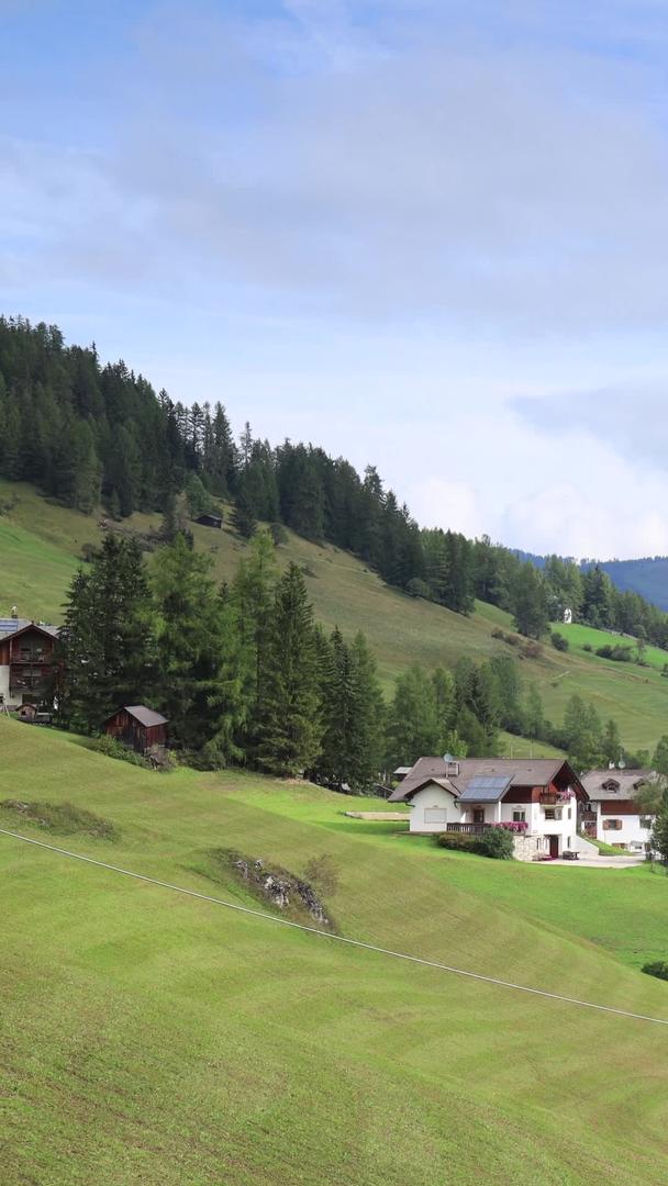 欧洲意大利阿尔卑斯多洛米蒂山区风景延时视频集合视频的预览图