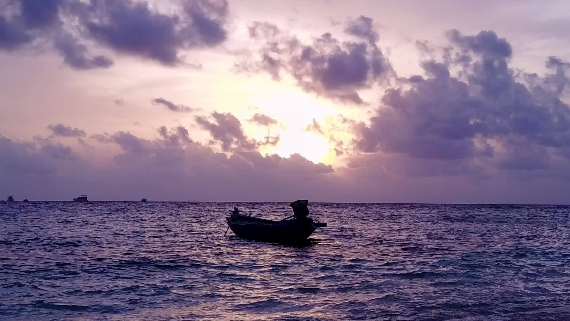 海滩背景日落视频的预览图