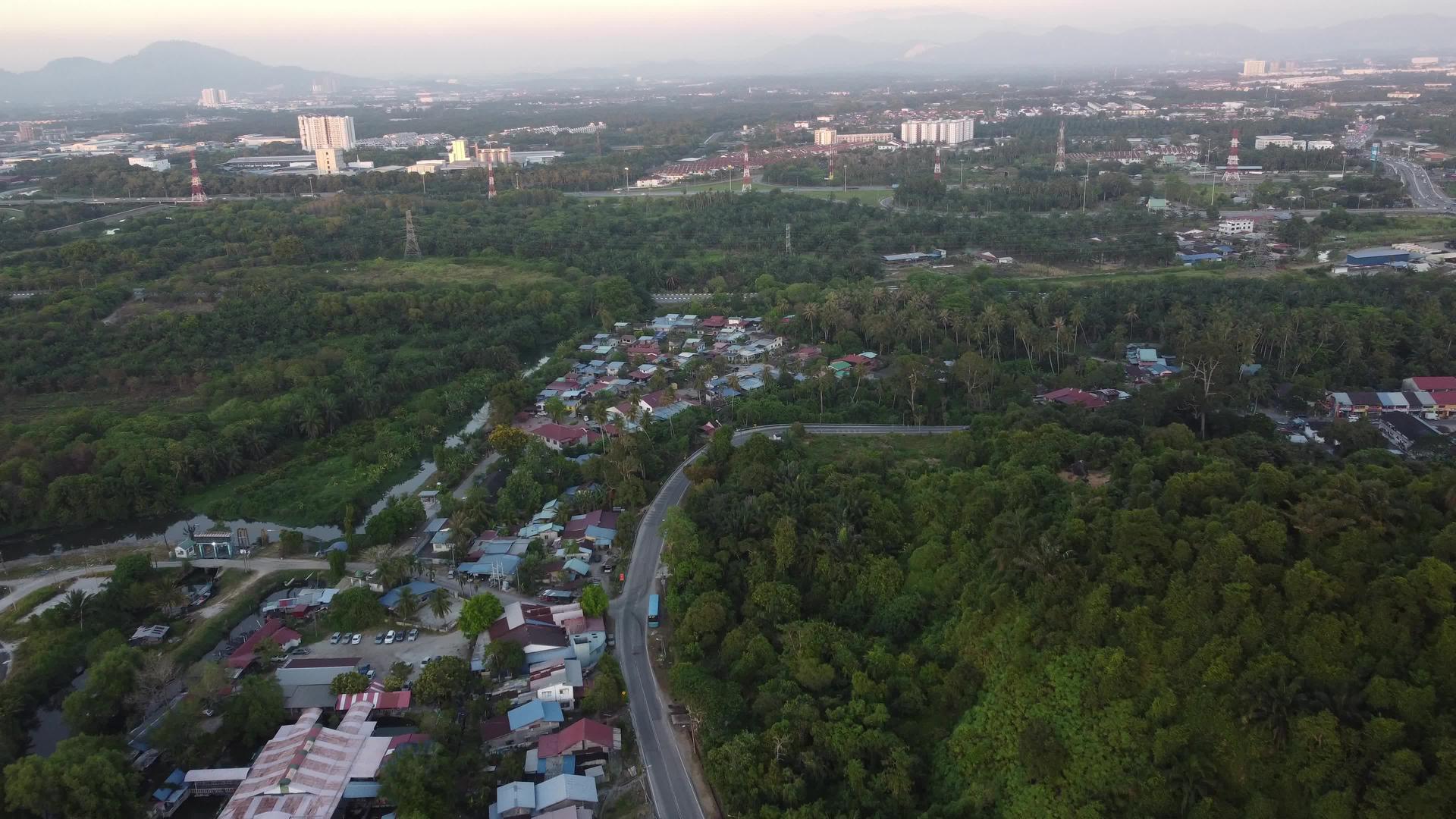 BukitTambun村空中视图视频的预览图