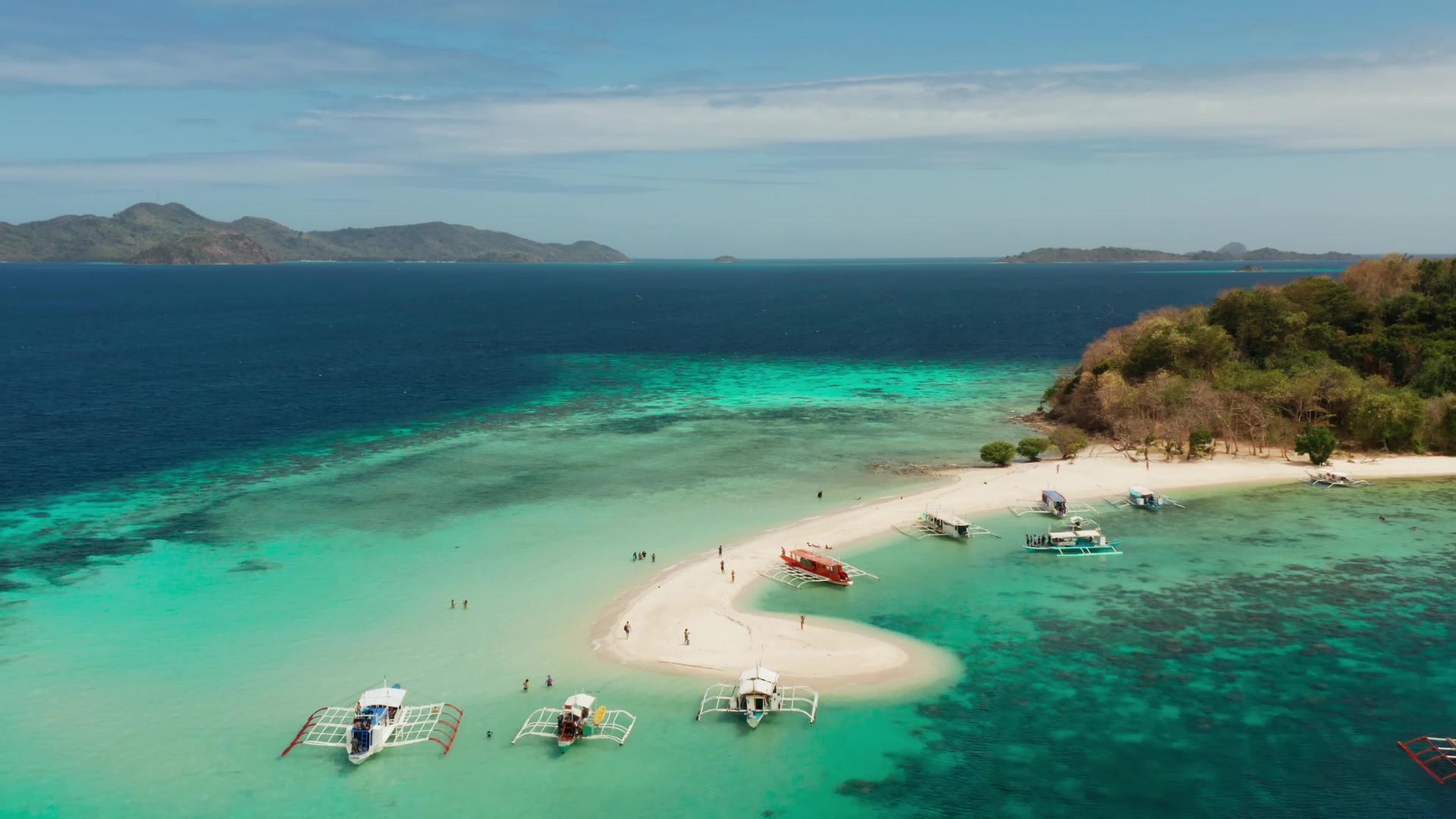热带岛屿海滩菲利平巴勒万平视频的预览图