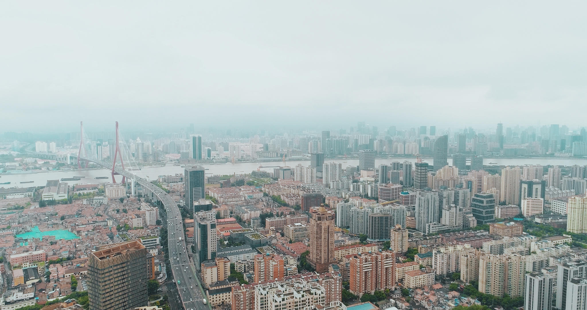 城市建筑航拍视频的预览图