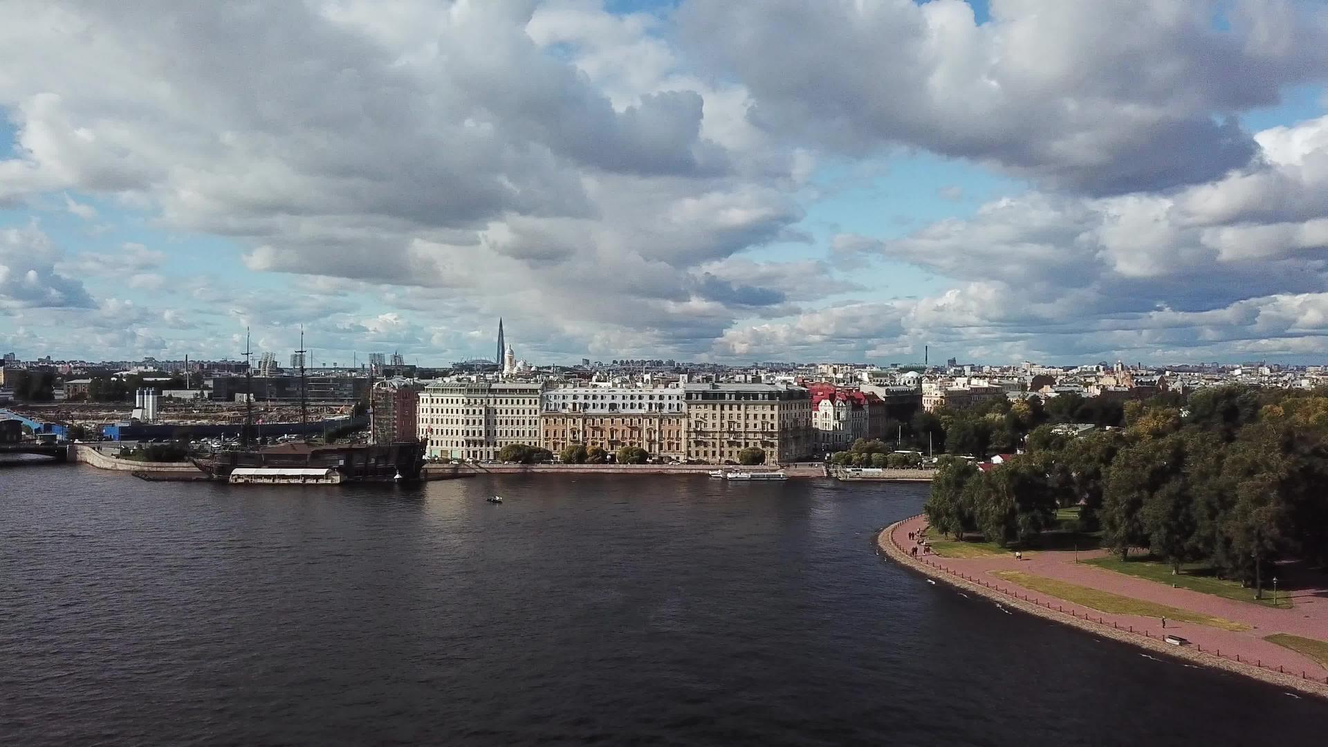俄罗斯圣彼得堡鸟瞰图视频的预览图