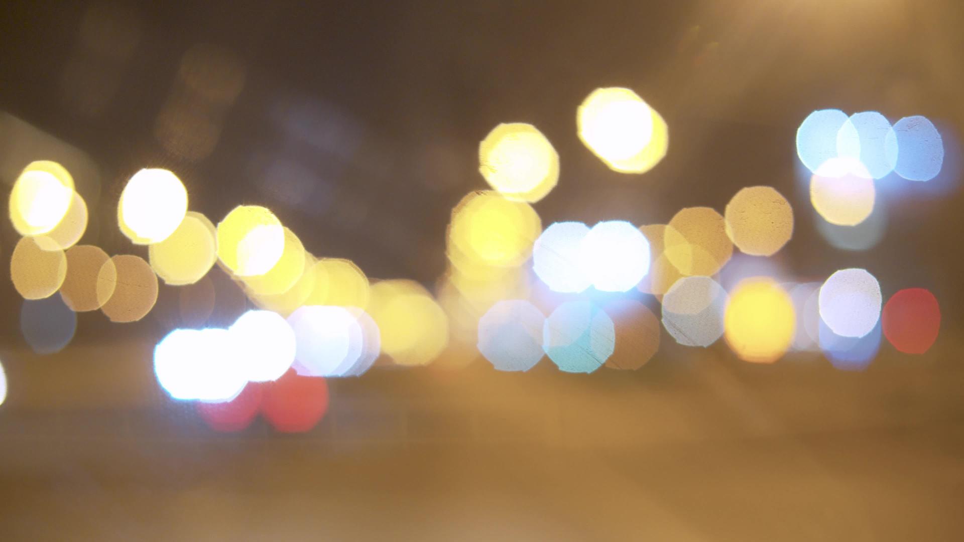 夜间交通灯交通灯视频的预览图