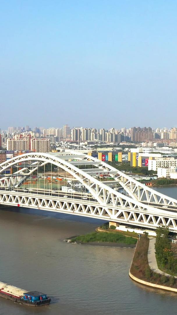 苏州斜港大桥交通航拍视频的预览图