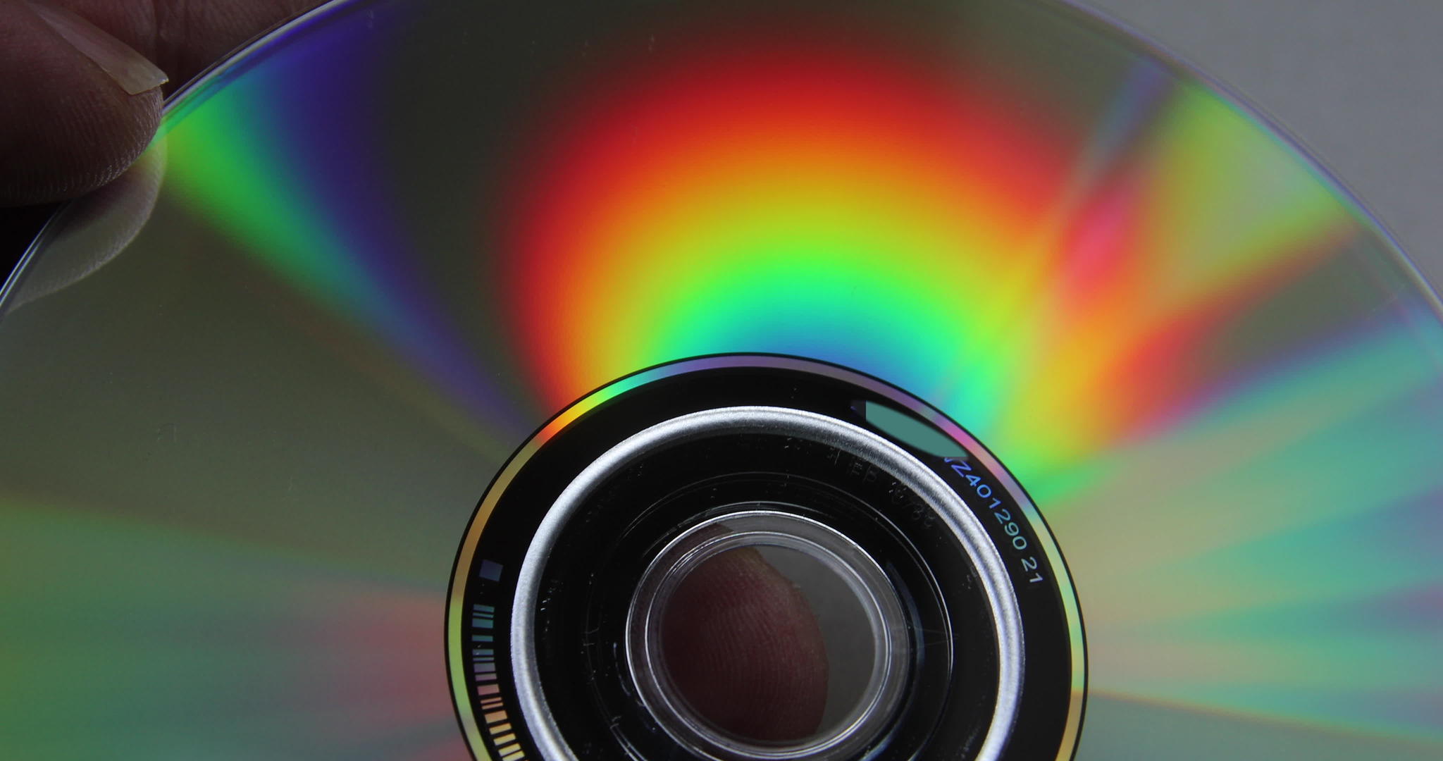 dvd反映彩虹的所有颜色视频的预览图