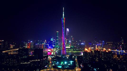 广州塔城市地标夜景航拍视频的预览图