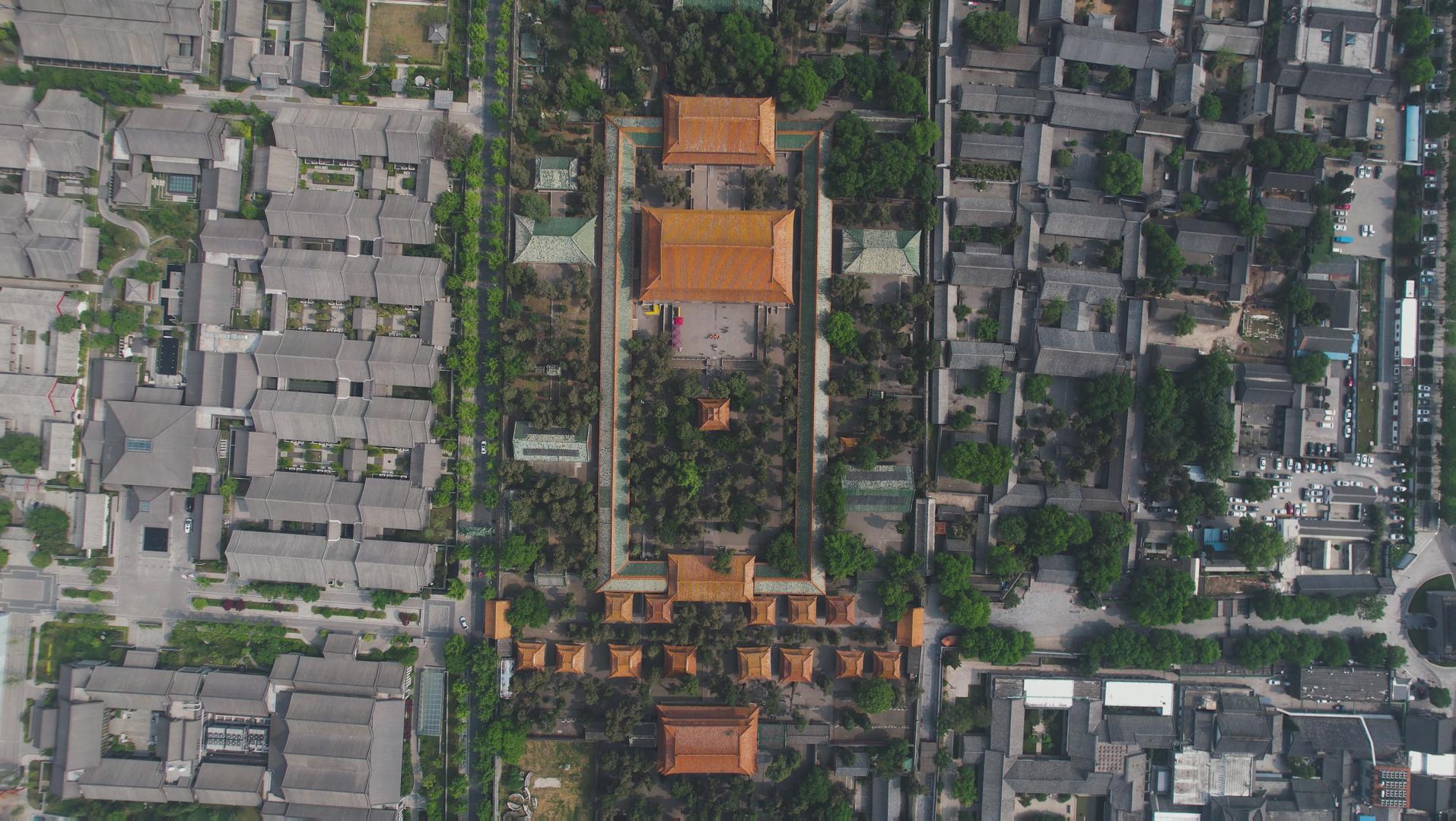 俯拍5A景点曲阜孔庙全景视频视频的预览图
