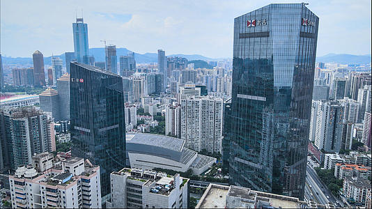 4k高清航拍广州太古汇商圈写字楼城市建筑视频的预览图