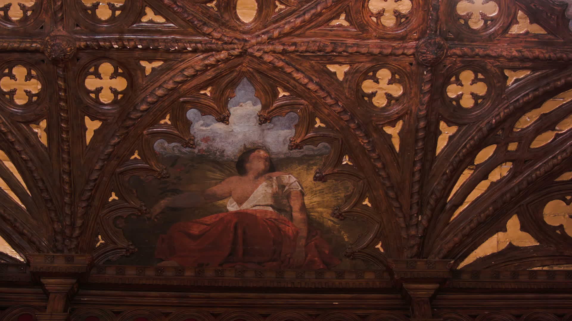意大利文艺复兴时期别墅华丽天花板上的壁画视频的预览图