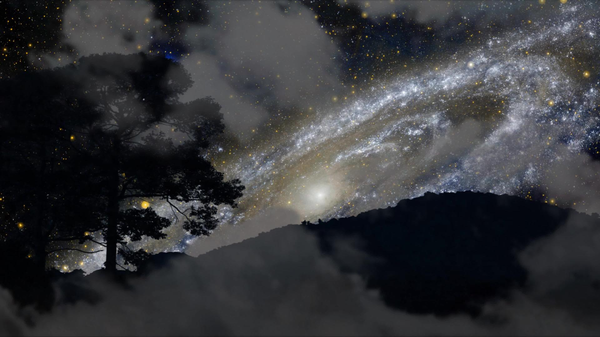 银河系的卡车视图向后移动山和树之间有乌云视频的预览图