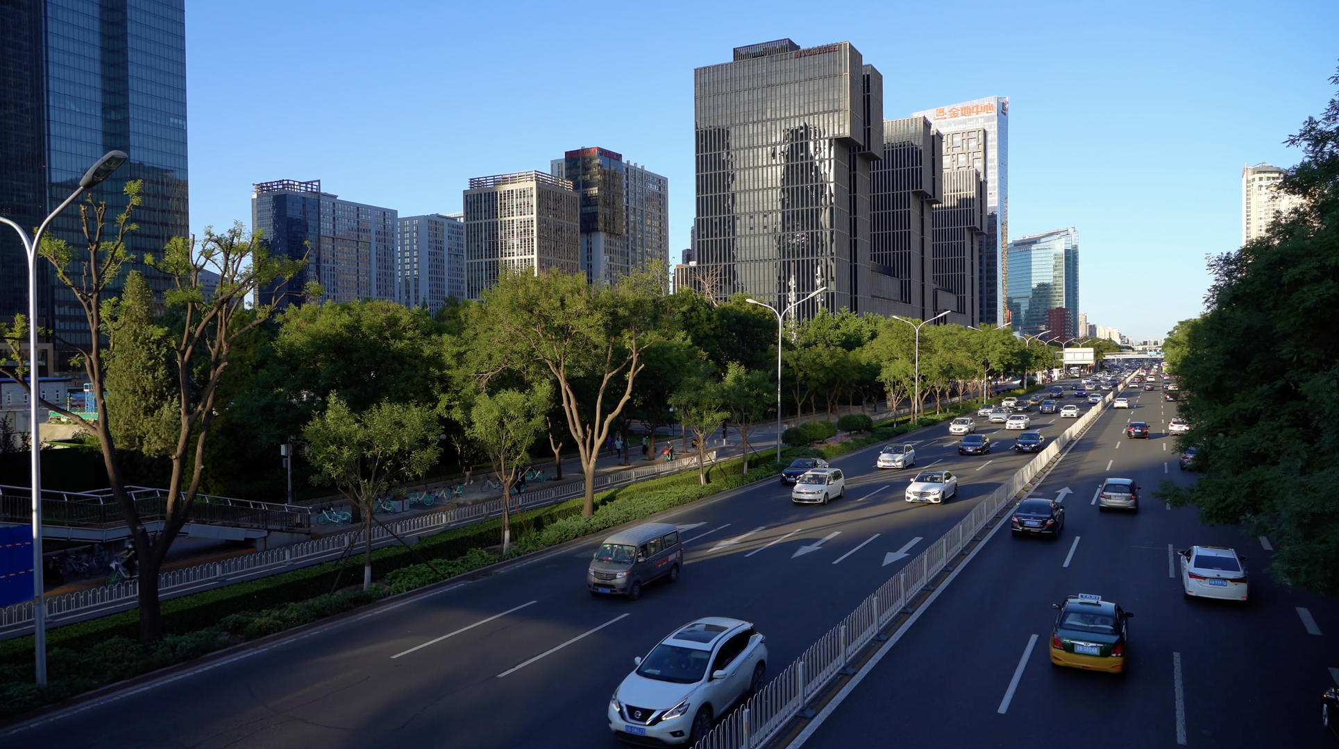 北京长安街交通视频的预览图