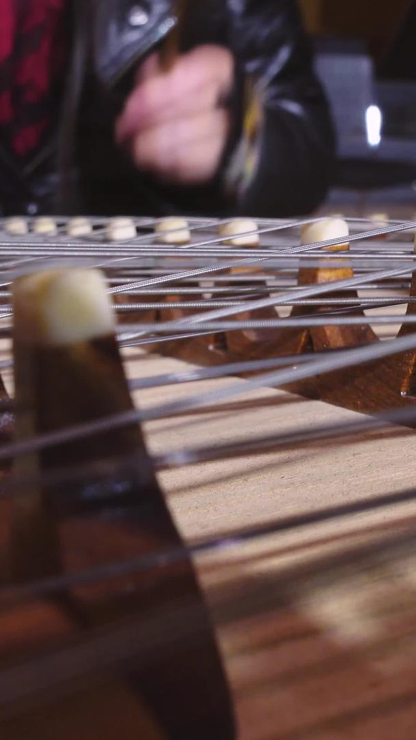 中国传统民族乐器扬琴演奏材料视频的预览图