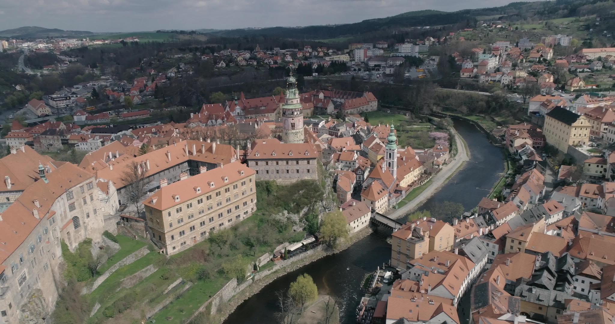 库鲁姆洛夫城堡cesskykrumlov的片段视频的预览图