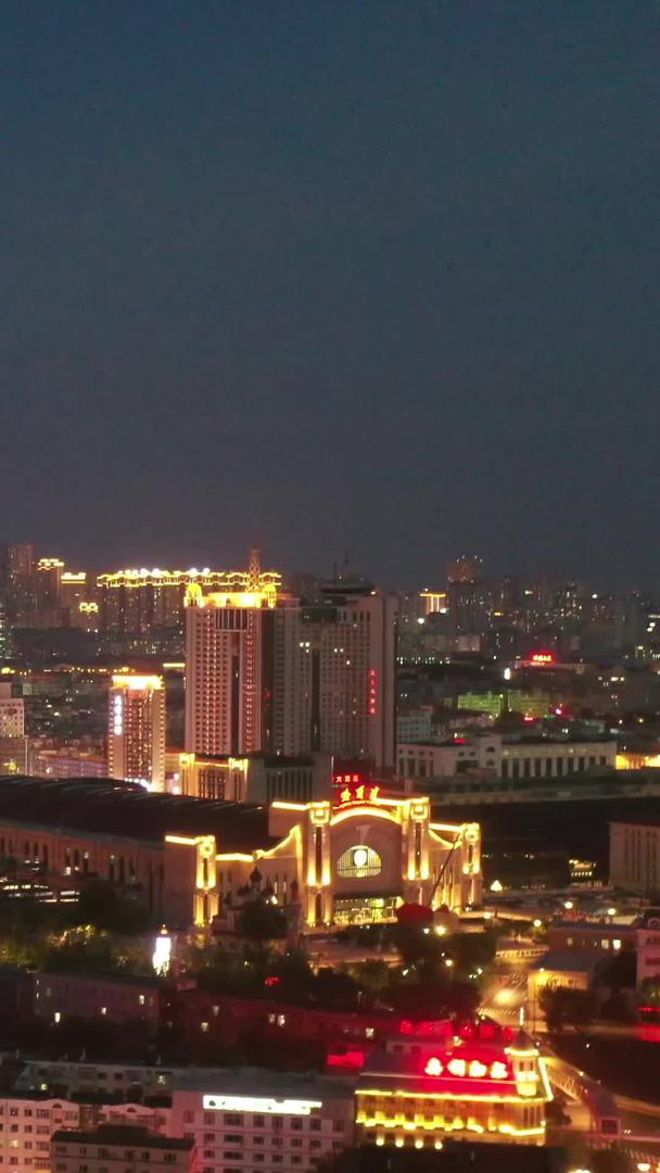 拍摄哈尔滨夜景航拍视频视频的预览图