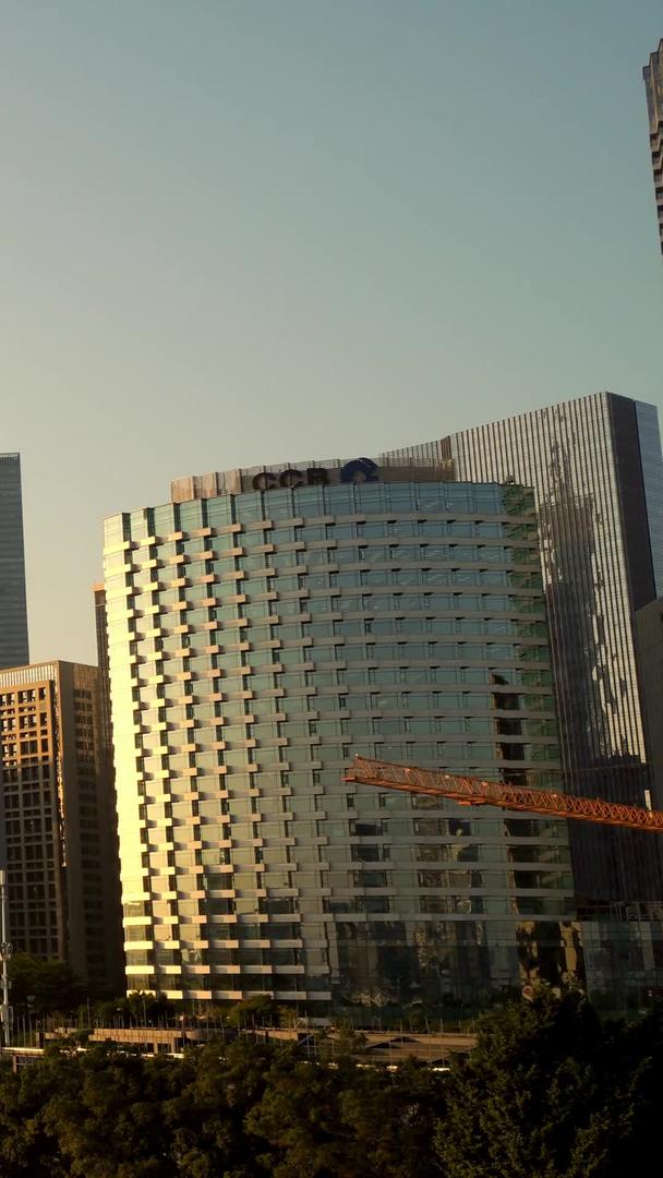 拍摄广州城市建筑夕阳日落延时摄影视频的预览图