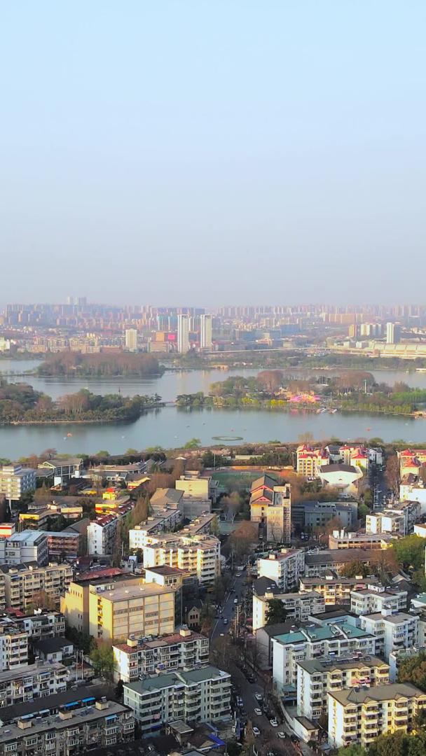 南京市旅游景区玄武湖公园航拍视频的预览图