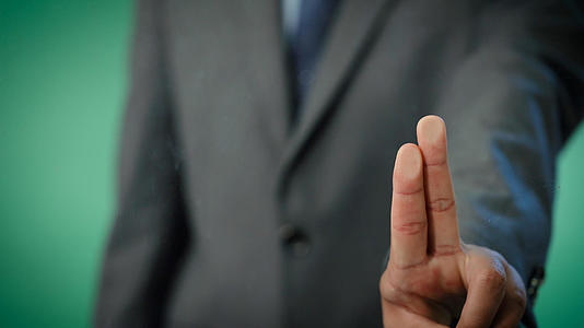 4k双指指纹点击科技合成商务男性视频视频的预览图