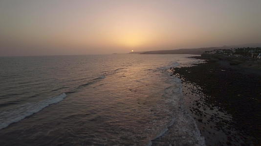 海洋日落时西班牙的海洋加那利粒子岛视频的预览图