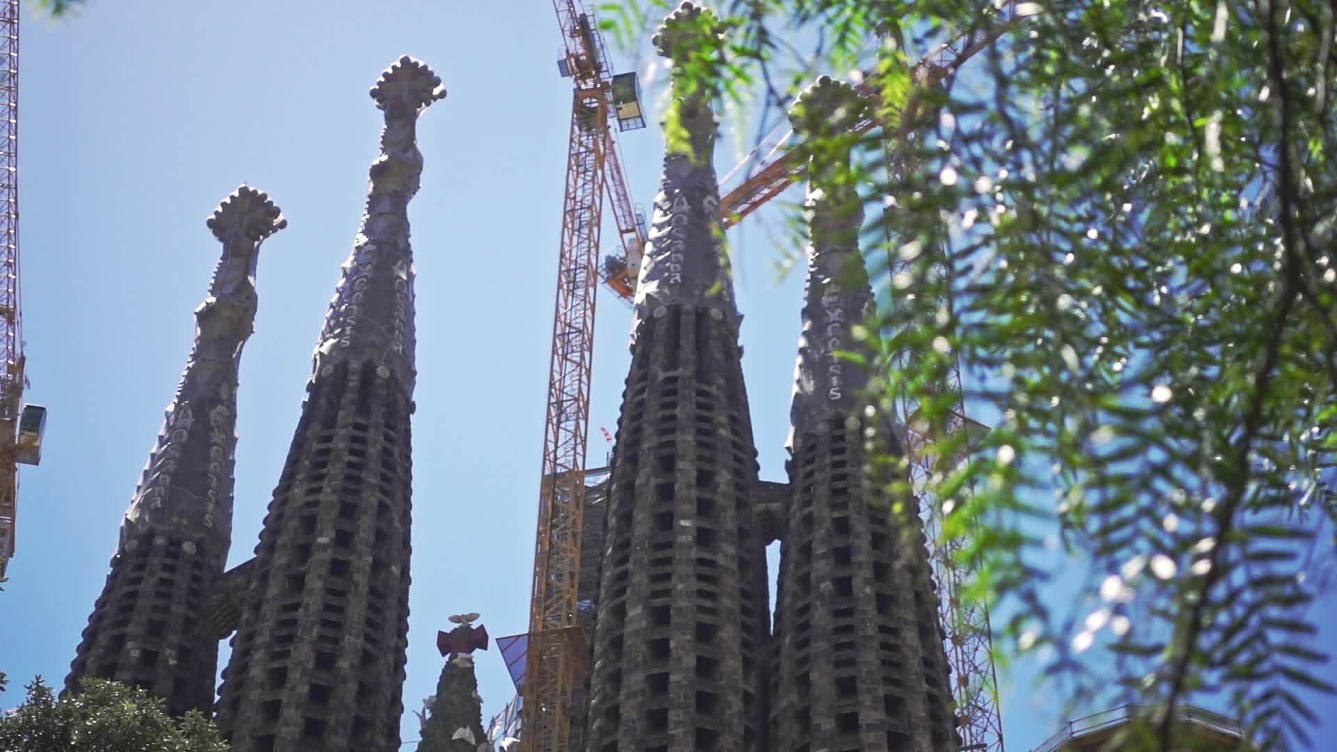 巴塞罗那家庭大教堂全景视频的预览图