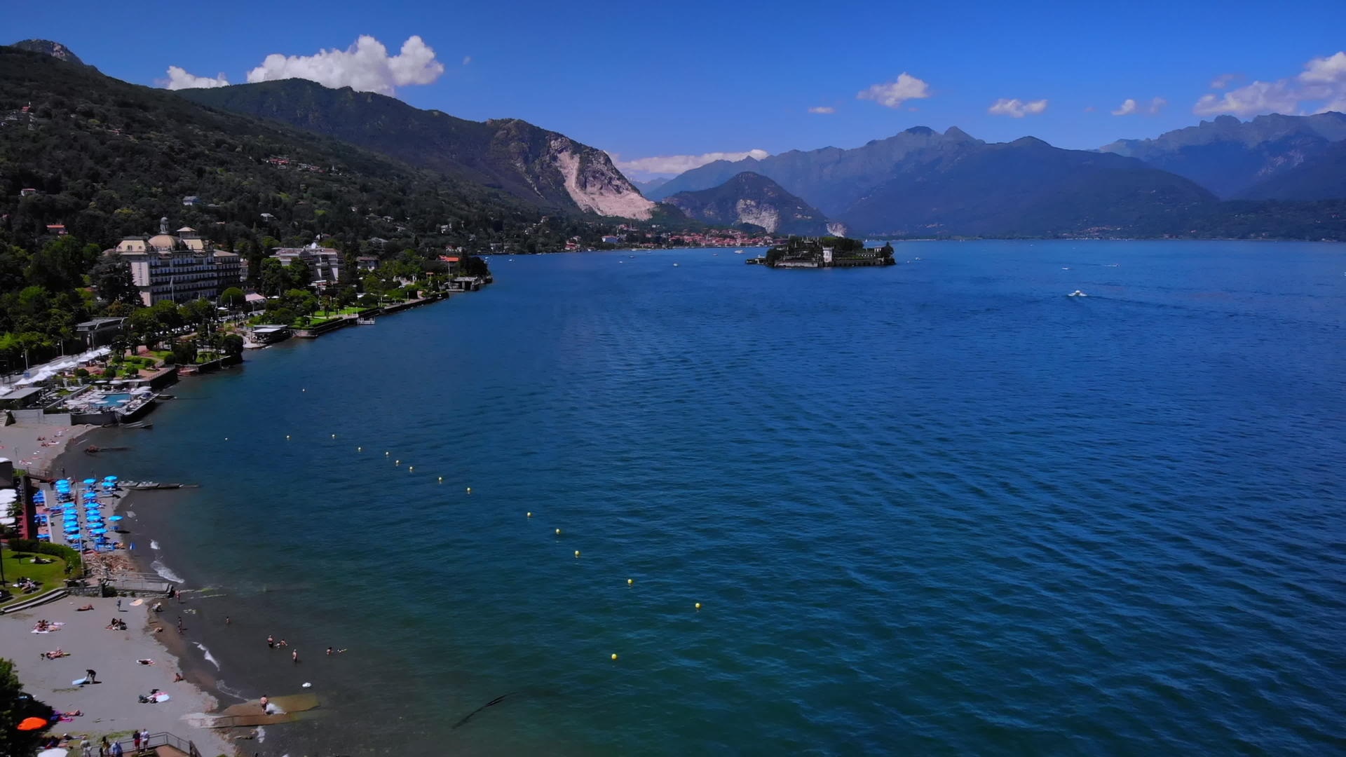 海洋在意大利海上的空中航向视频的预览图