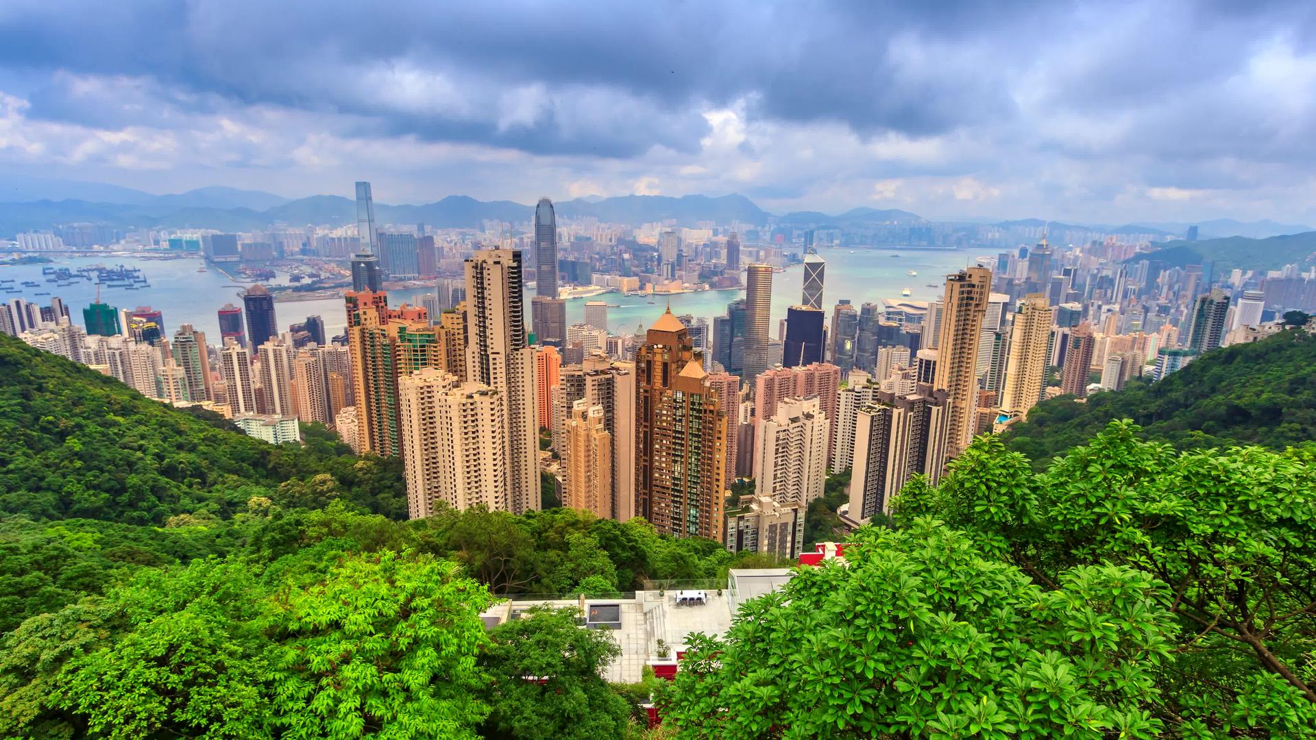 香港在空中观察城市景色的延迟视频的预览图