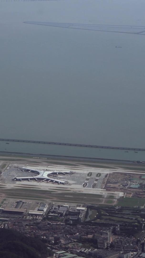 深圳宝安国际机场航拍视频的预览图