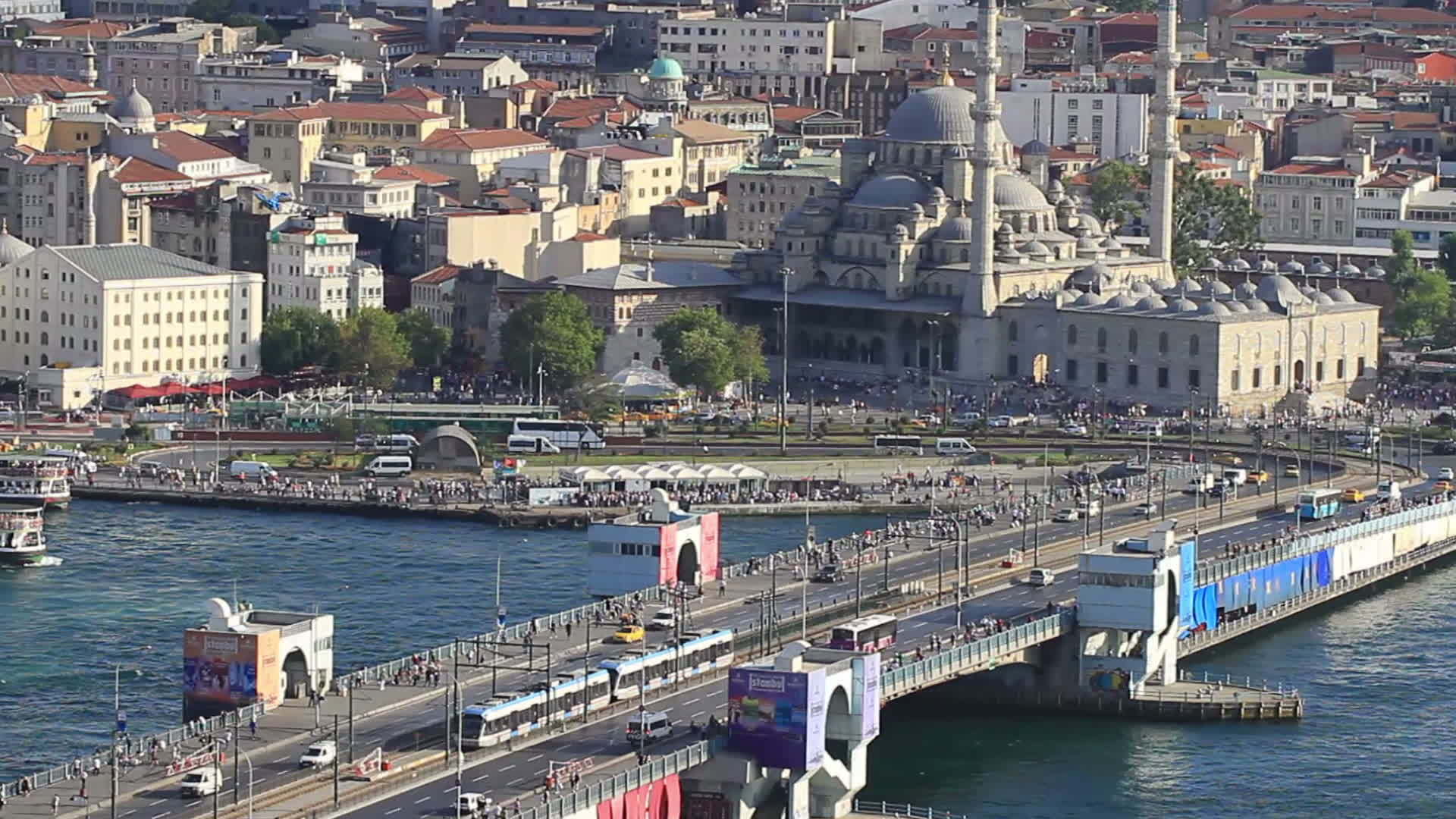 位于Istanbul旧城火鸡的高角视图视频的预览图