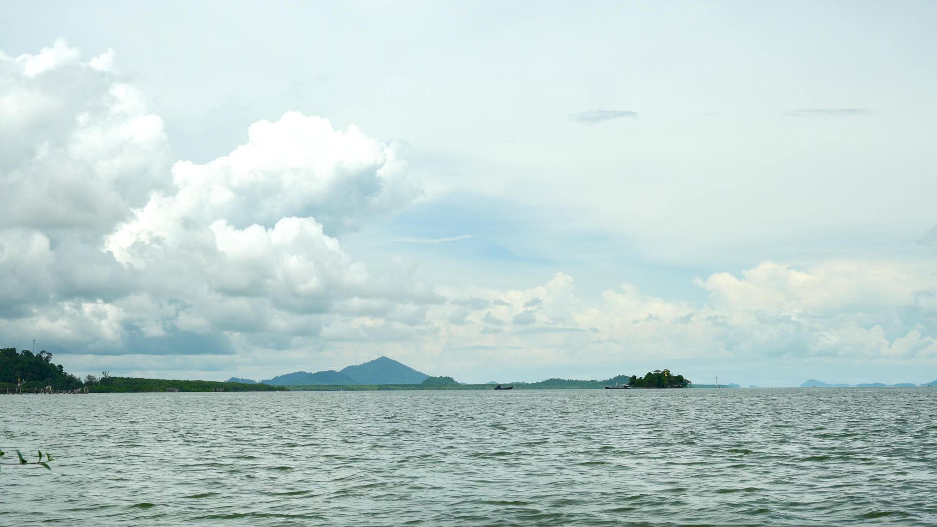 泰国安达曼海北部缅甸海海岛延时4K视频的预览图