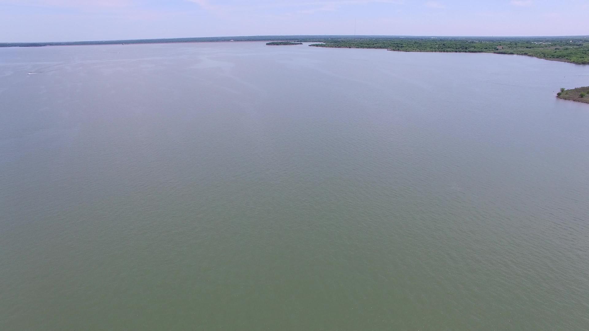 德克萨斯湖空中录像视频的预览图