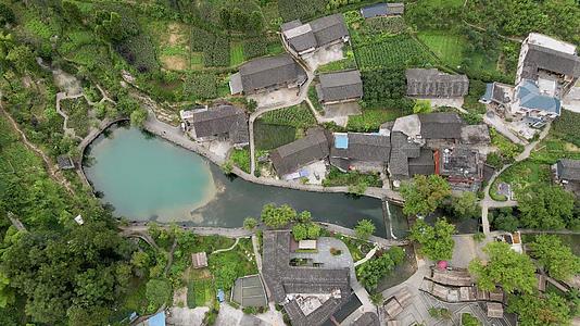 航拍贵州云舍风景区美丽的古村落视频的预览图