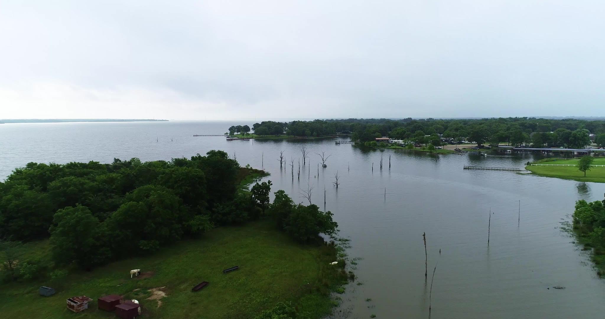 德克萨斯湖叉湖空中视频视频的预览图