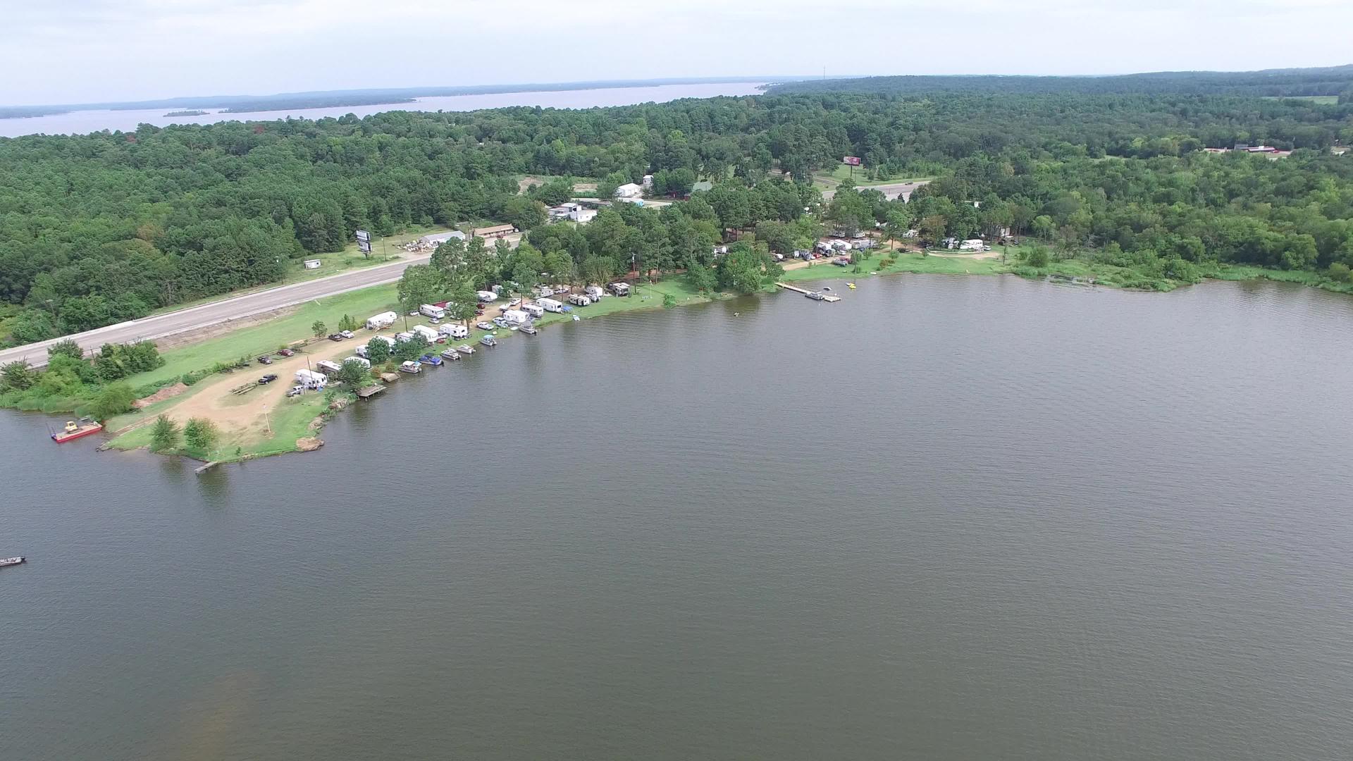 德克萨斯湖平面空中视图视频的预览图