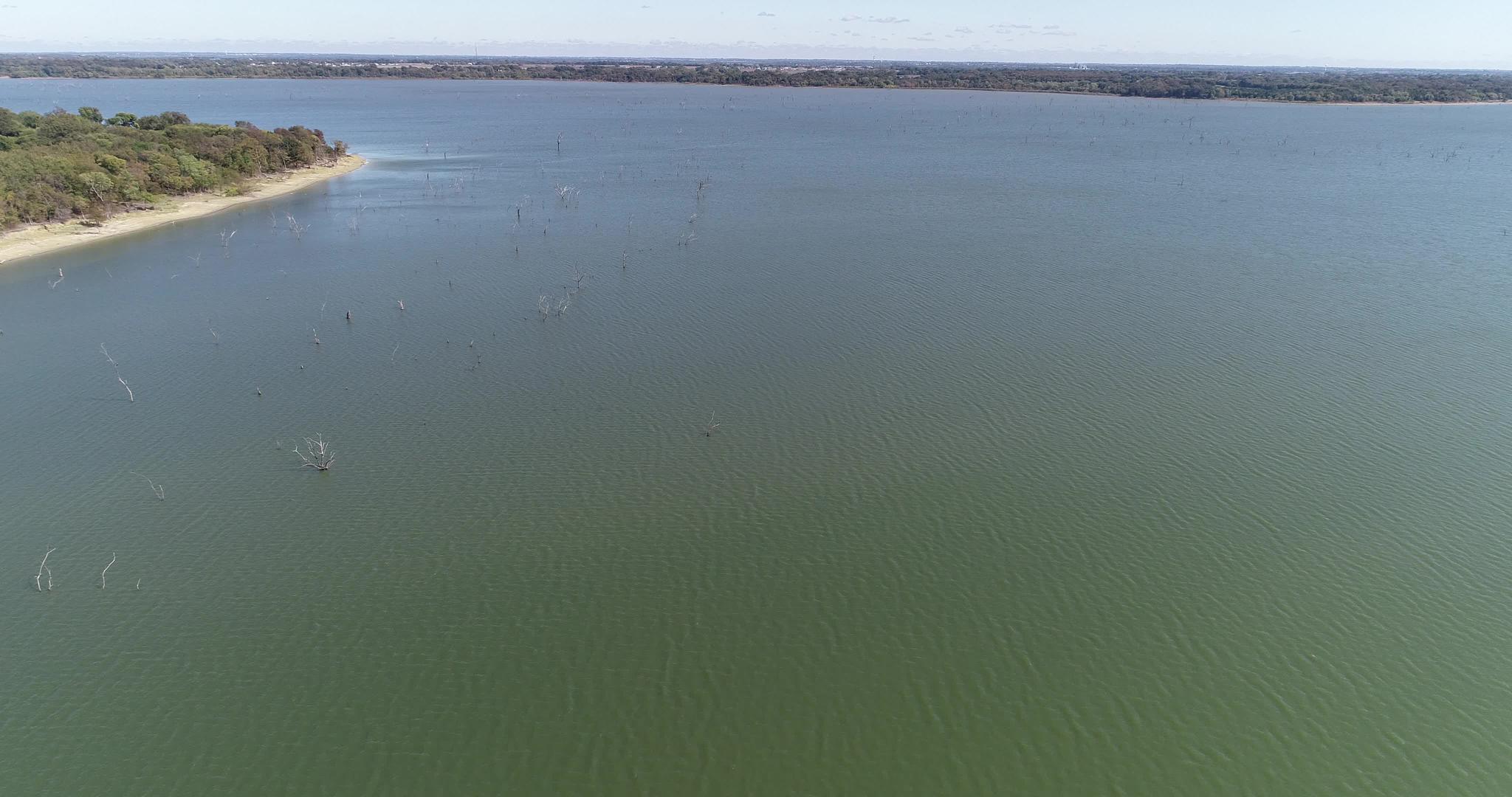 德克萨斯湖空中视频视频的预览图
