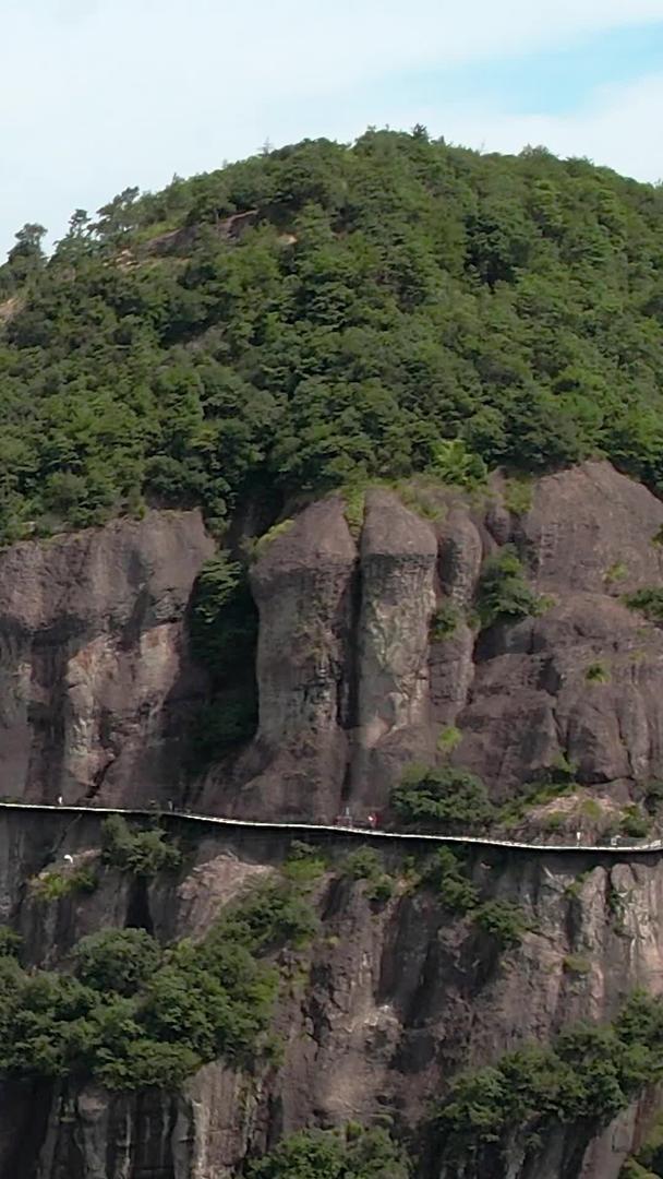 浙江神仙居景区航拍5A卧龙桥视频视频的预览图
