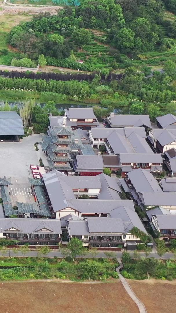 江苏省无锡拈花湾小镇夏季风景航拍视频视频的预览图
