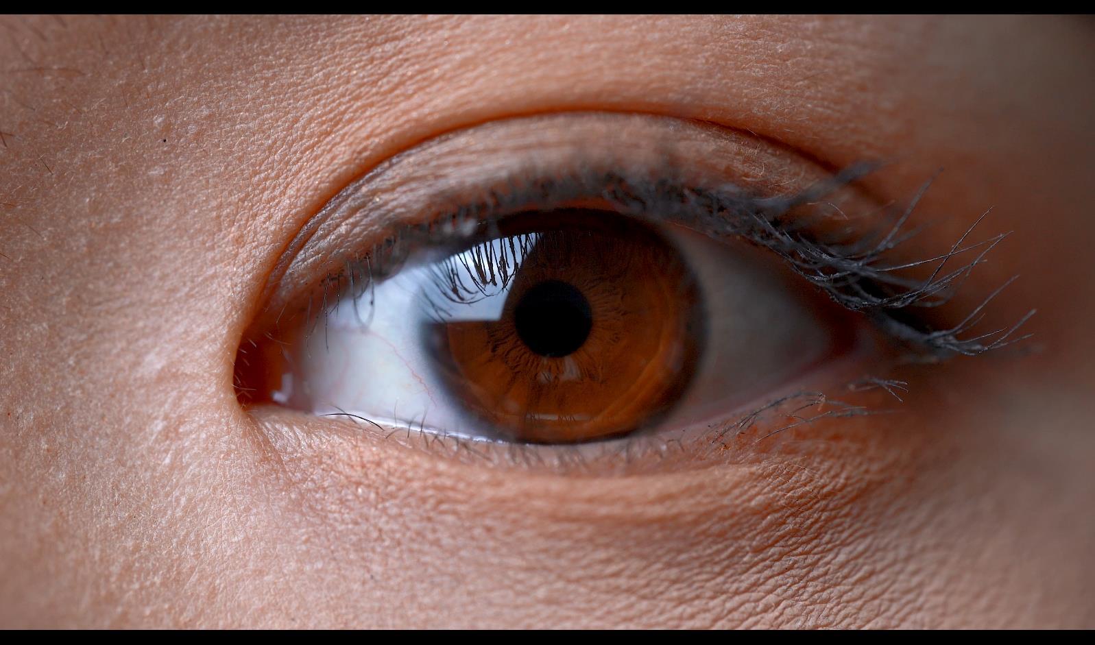 4k眼睛瞳孔瞳仁缩放特写视频的预览图