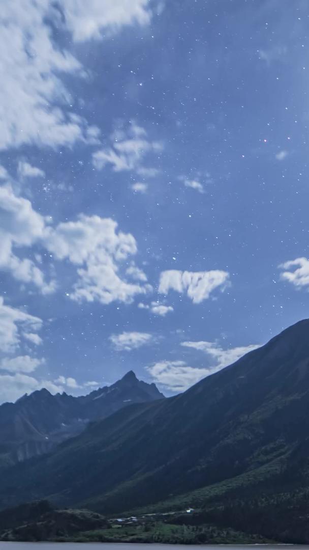 延迟西藏然乌湖夜景银河月亮材料视频的预览图