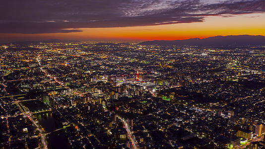 日本京都日落时在京都建筑视频的预览图
