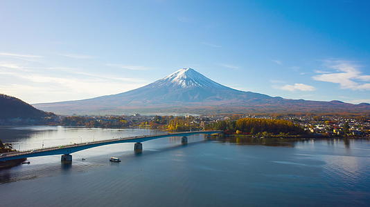 每天早上在四川口子湖的亚马纳什日本山脉fujisan山视频的预览图