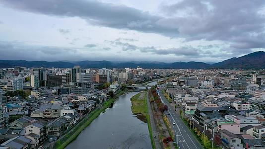 京都建筑在日本京都有天线观测视频的预览图
