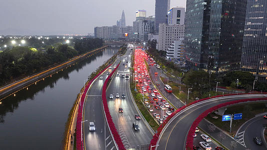 深圳沙河西路4K夜间延迟摄影视频的预览图