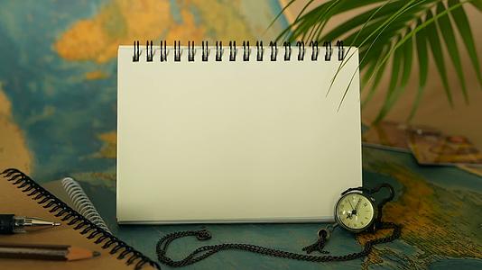 热带度假主题和笔记本时间旅行概念视频的预览图