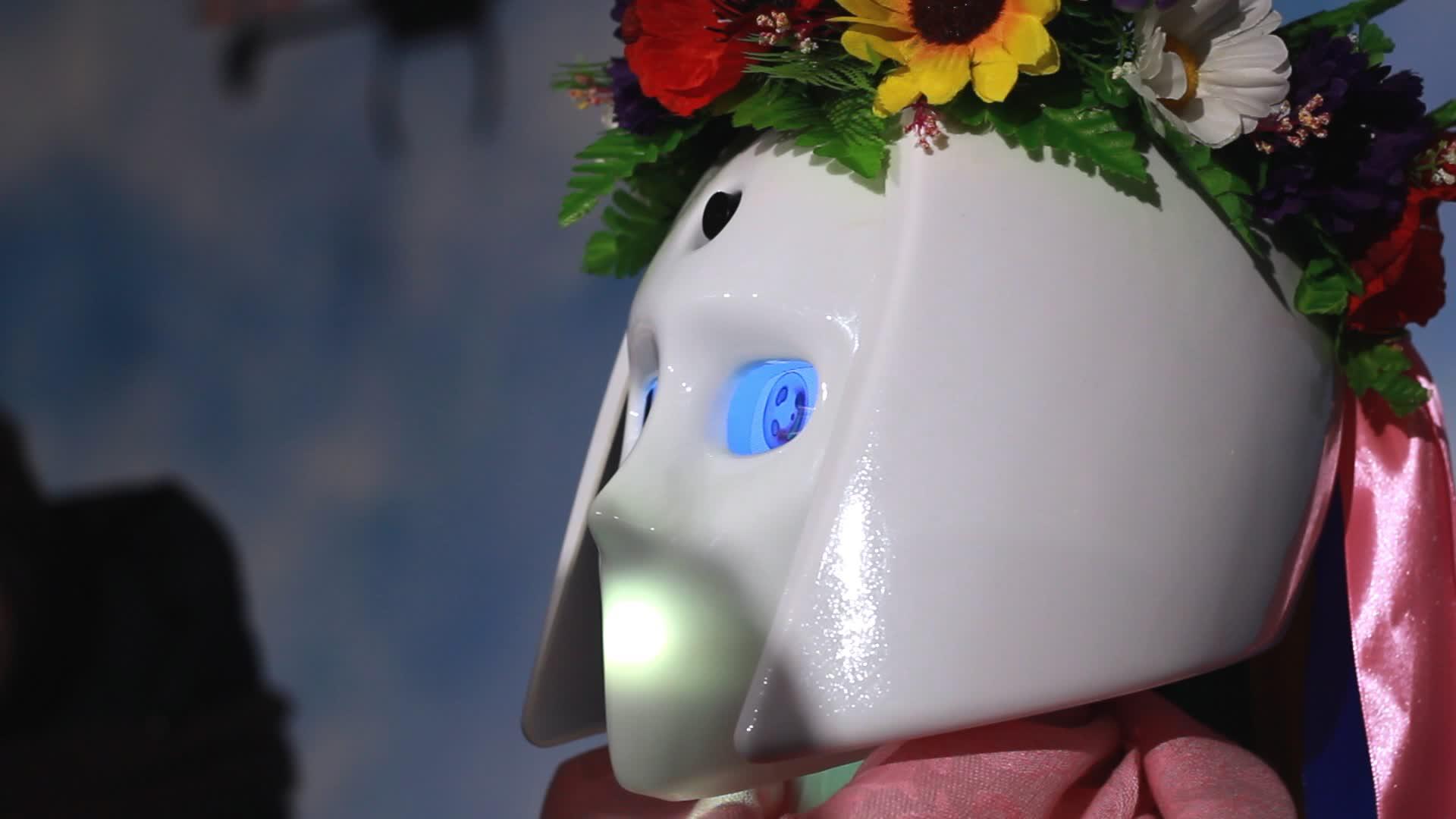 电子人机器人脸科学机器人脸女性机器人脸视频的预览图