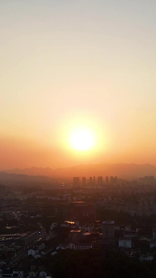 拍摄绍兴城市日落视频视频的预览图